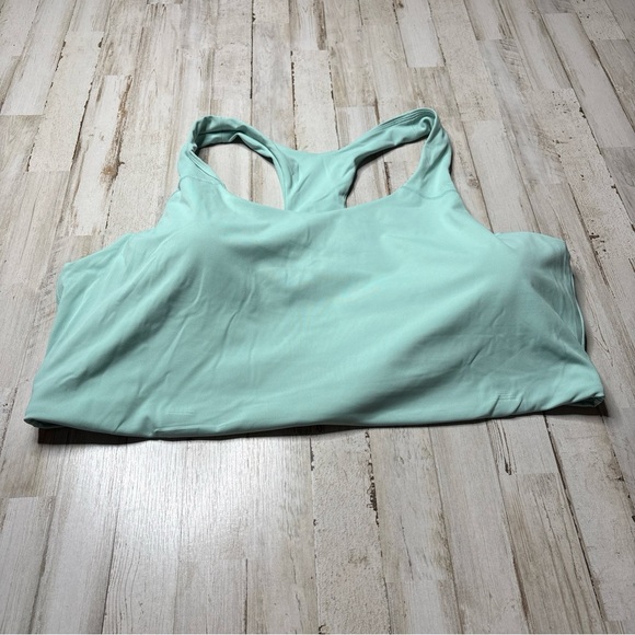 Old Navy Med-Support PowerSoft Racerback Sports Bra Sage Green Sz 4X - Picture 1 of 15